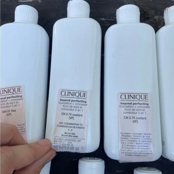 Clinique foundation BEYOND PERFECTING CONCEALER FLAX BUTTERMILK ALABASTER IVORY - Picture 2 of 2